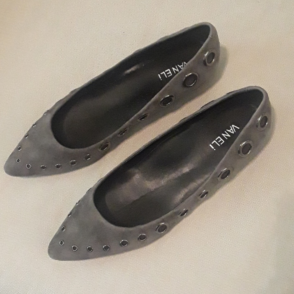 Vaneli Grey Suede Flats 9.5 N